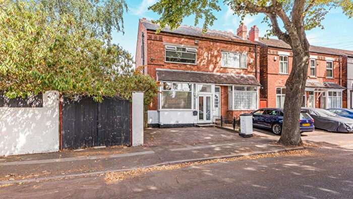 3 Bedroom Semi-Detached House For Sale In Norfolk Road, Erdington, Birmingham, B23