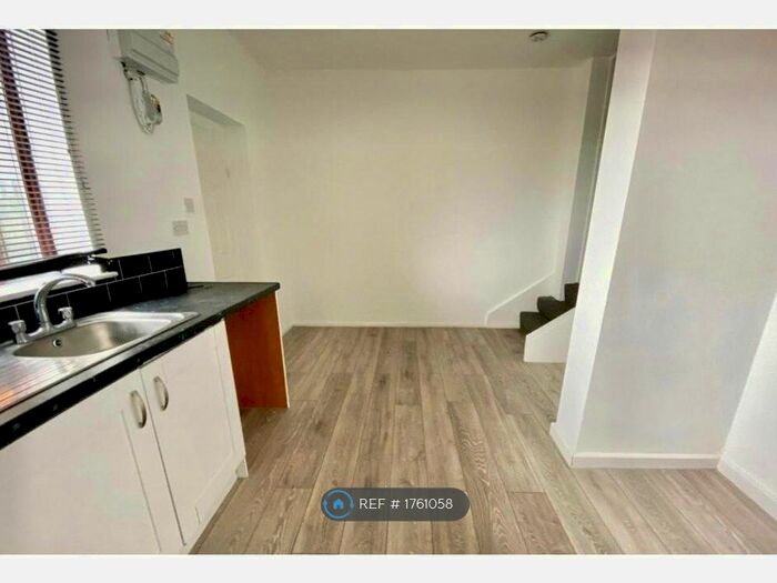 3 Bedroom Terraced House To Rent In North Road West, Wingate, TS28