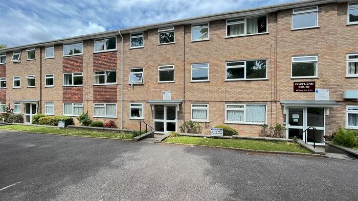2 Bedroom Flat To Rent In Grove Road, Sutton, SM1