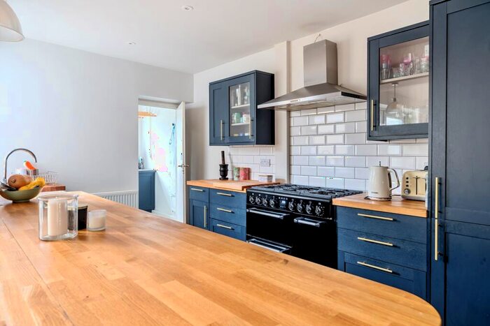 3 Bedroom Terraced House For Sale In Watermoor Road, Cirencester, GL7