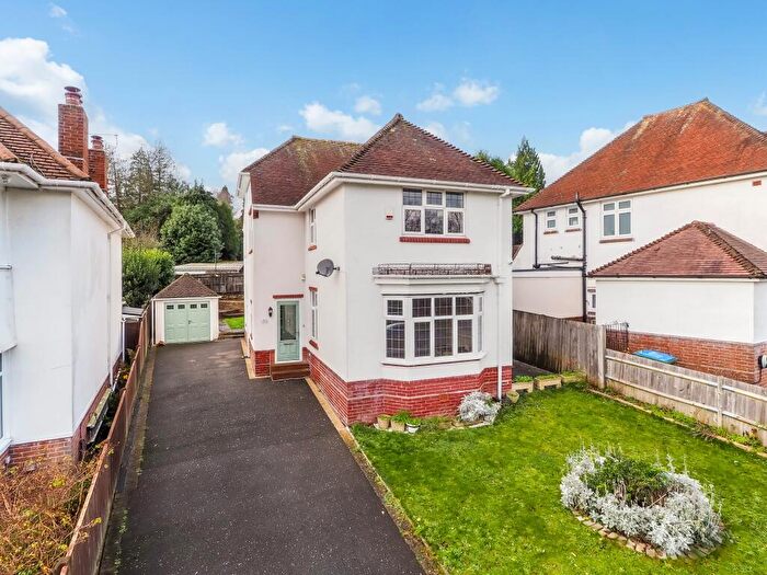 3 Bedroom Detached House For Sale In Bassett, Southampton, SO16