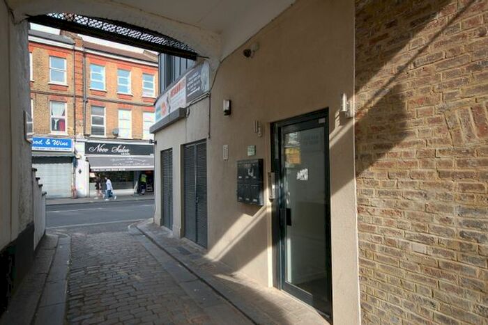 1 Bedroom Flat To Rent In Western Mews, London W9