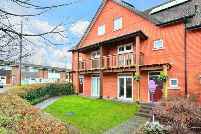 3 Bedroom Town House To Rent In Henderson Avenue, Guildford, GU2