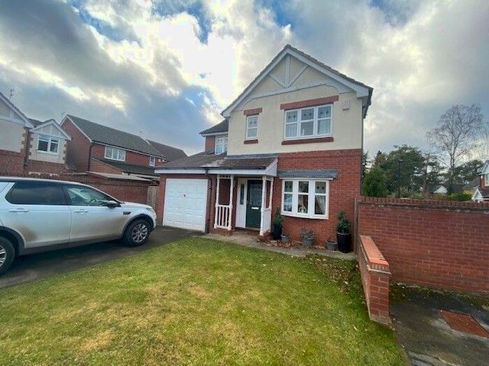 4 Bedroom Detached House To Rent In Sails Drive, York, YO10