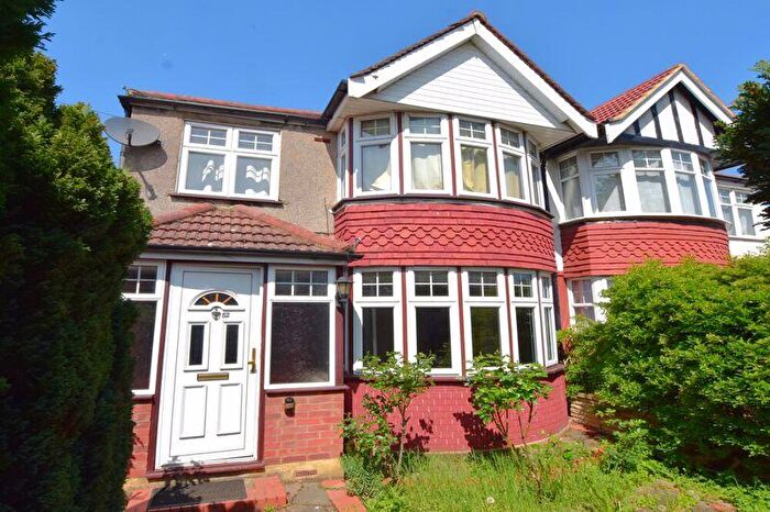 3 Bedroom Semi Detached House For Sale In Harley Road, Harrow, HA1