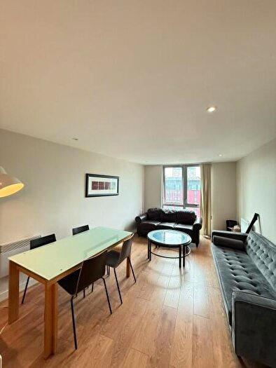 2 Bedroom Apartment To Rent In The Orion Building, Navigation Street, B5