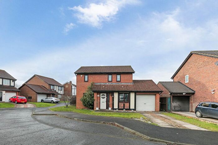 3 Bedroom Detached House For Sale In Edgemount, Killingworth, NE12