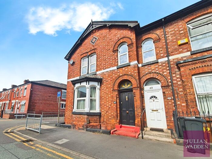 3 Bedroom End Of Terrace House To Rent In Lowfield Road, Shaw Heath, Stockport, SK3