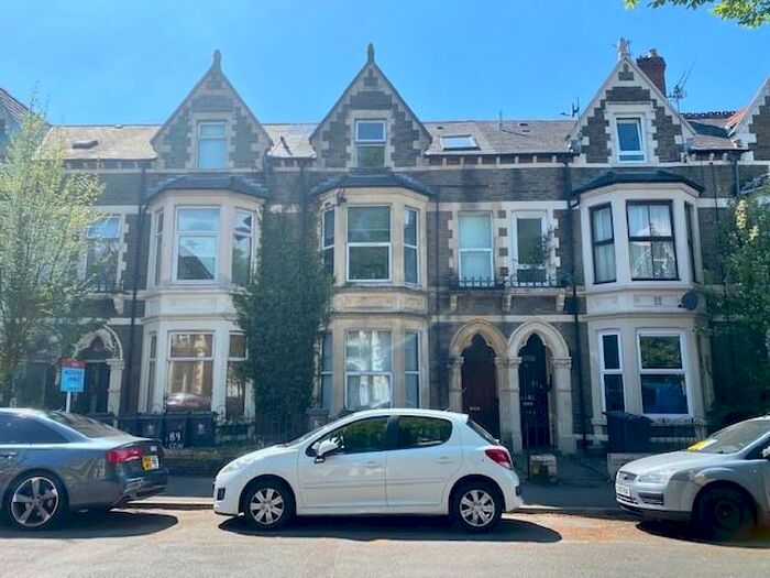 1 Bedroom Flat To Rent In Connaught Road, Cardiff, CF24