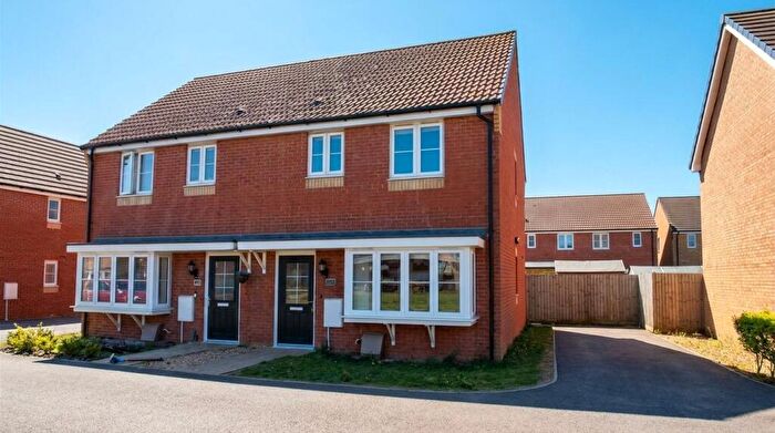 3 Bedroom Semi-Detached House For Sale In Cornflower Close, Whittlesey, Peterborough, PE7