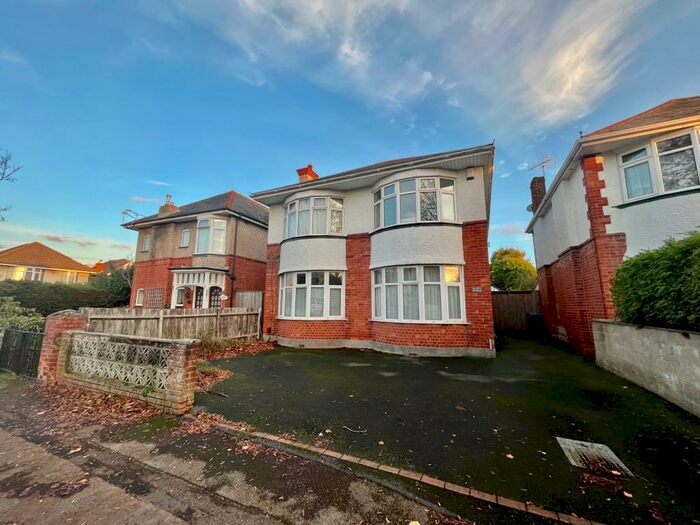 3 Bedroom Flat To Rent In Corhampton Road, Southbourne, BH6