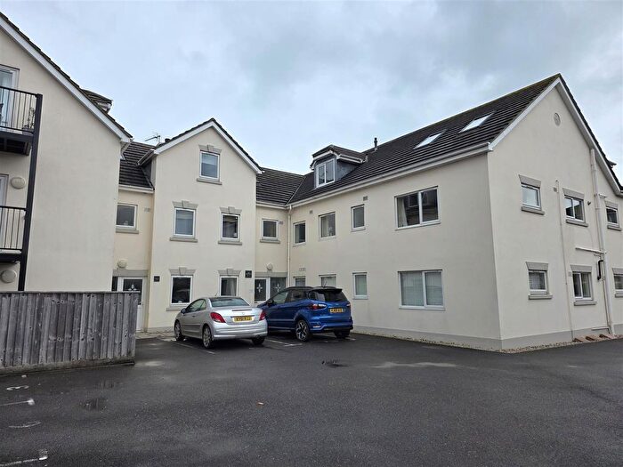 3 Bedroom Flat To Rent In Victoria Avenue, Swanage, BH19