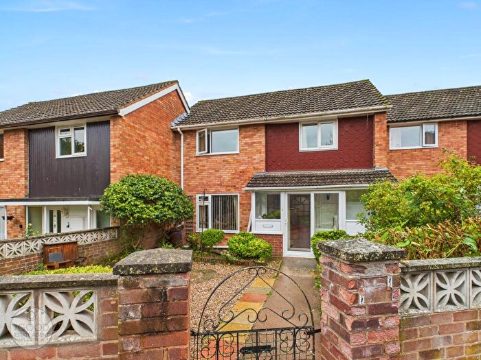 3 Bedroom Terraced House For Sale In Shellard Walk, Hereford, HR2