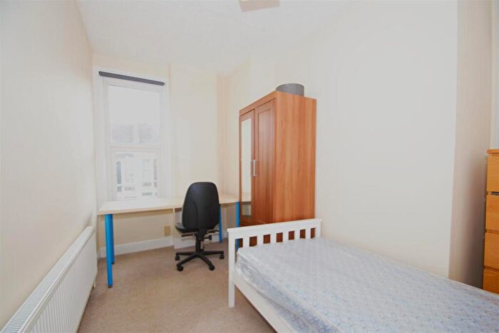 4 Bedroom Terraced House To Rent In Douglas Road, Horfield, Bristol, BS7