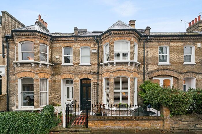 4 Bedroom Terraced House For Sale In Amerland Road, Wandsworth, SW18