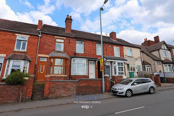 3 Bedroom Terraced House For Sale In Powke Lane, Rowley Regis, B65