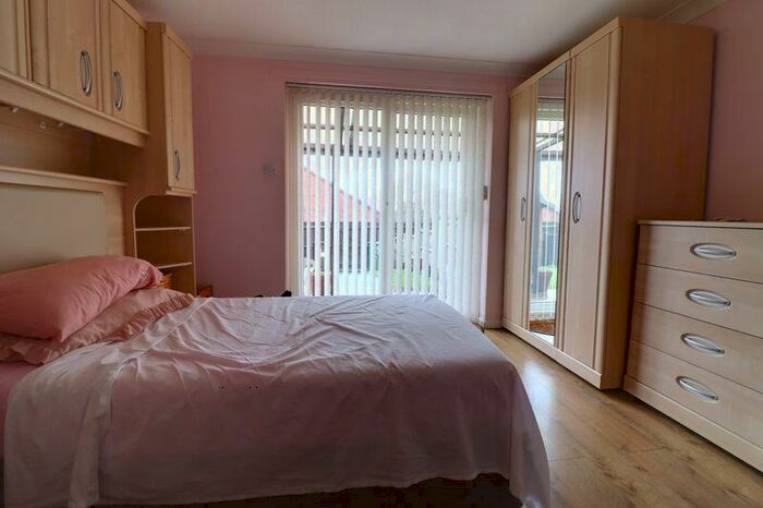 2 Bedroom Bungalow For Sale In Lilleshall Way, Western Downs, Staffordshire, ST17