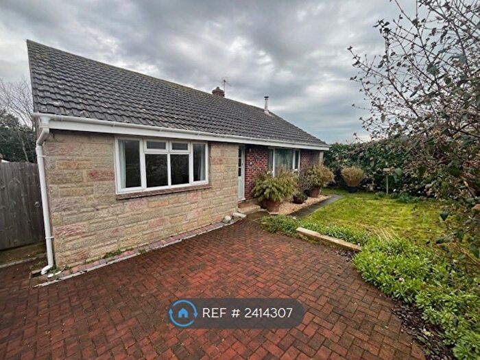2 Bedroom Bungalow To Rent In Shippards Road, Brighstone, Newport, PO30
