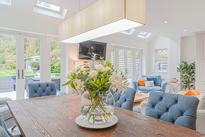 5 Bedroom Detached House For Sale In Blythe Way, Solihull, B91