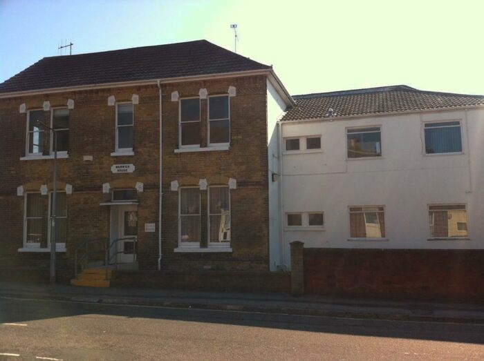 1 Bedroom Flat To Rent In Carlton Road, Polygon, Southampton, SO15
