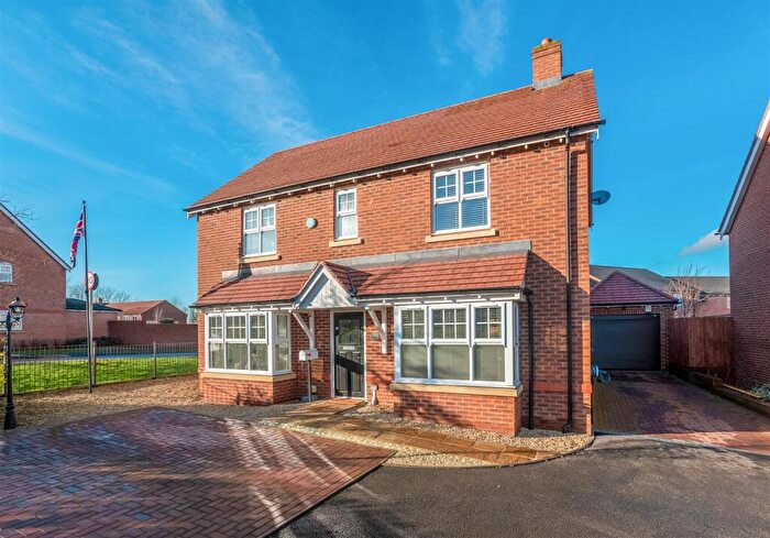 4 Bedroom Detached House For Sale In Symons Way, Shipston-on-Stour, CV36