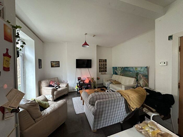 7 Bedroom Semi-Detached House To Rent In Everett Road - Withington - £ Pppw, M20