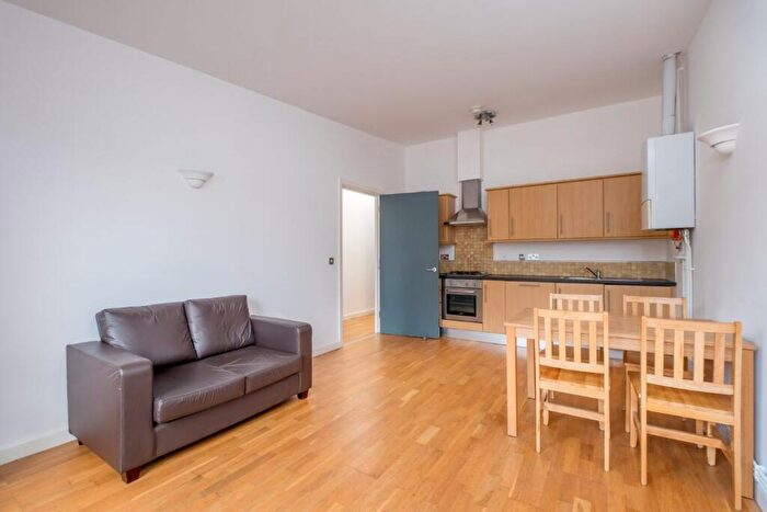 1 Bedroom Flat To Rent In Benwell Road, London, N7