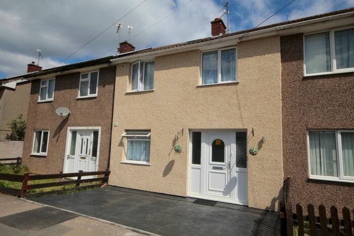 3 Bedroom Semi-Detached House To Rent In Bridgecote, Coventry, CV3