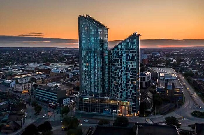 2 Bedroom Apartment To Rent In Pioneer Point, Ilford, IG1