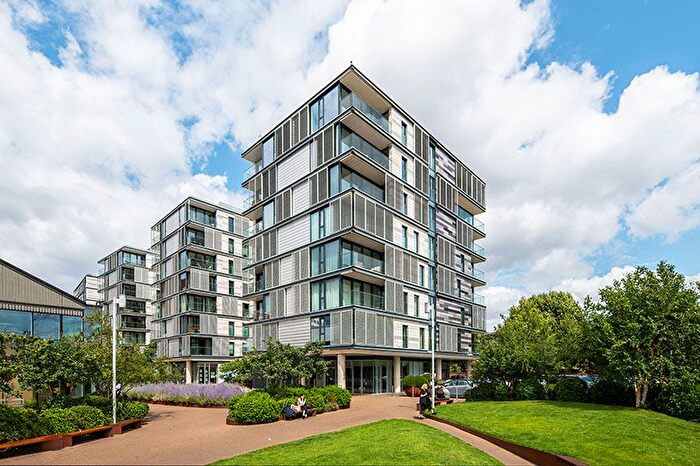 2 Bedroom Flat For Sale In York Way, London, N1C