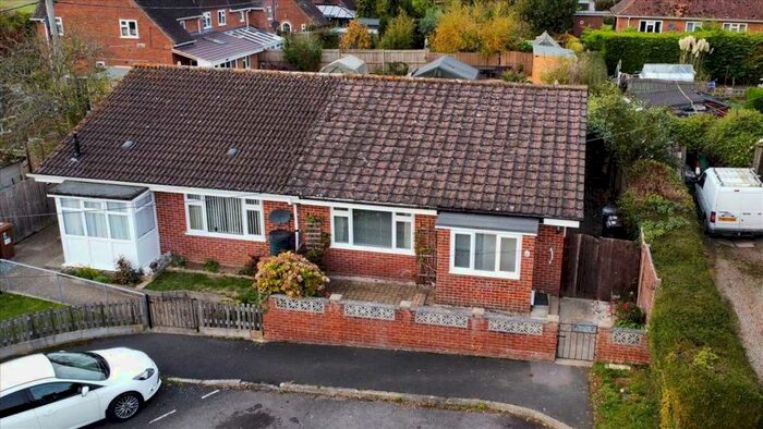 2 Bedroom Semi-Detached House For Sale In Deacon Road, Kimpton, SP11