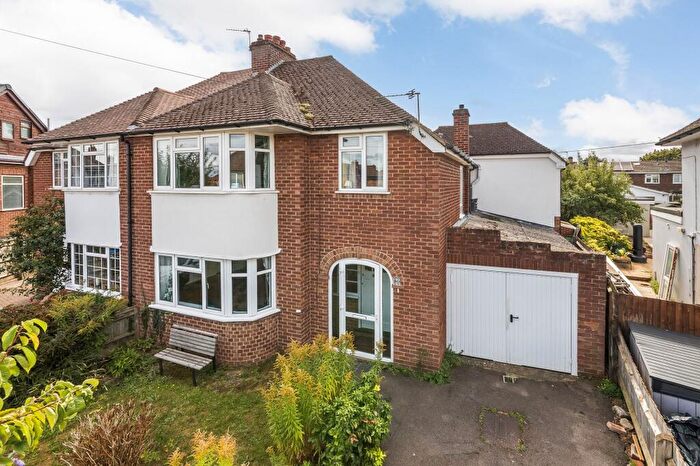 4 Bedroom Semi-Detached House For Sale In Thesiger Road, Abingdon, OX14