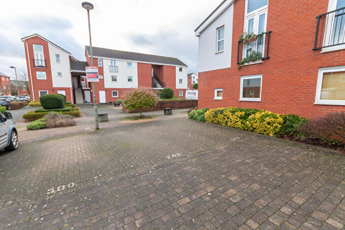 1 Bedroom Flat For Sale In Humber Street, Hilton, DE65