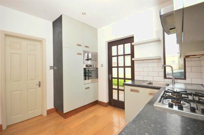 3 Bedroom Semi-Detached House To Rent In Sheridan Road, Ham, Richmond, TW10