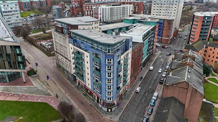 2 Bedroom Flat For Sale In Ingram Street, Glasgow, Glasgow City, G1