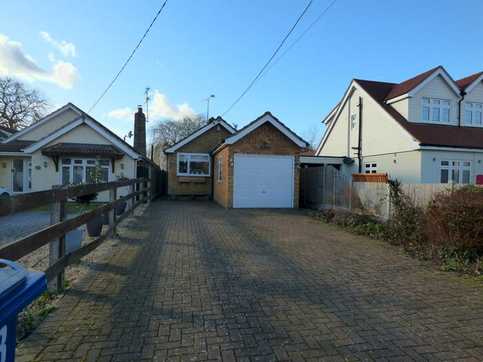 3 Bedroom Bungalow To Rent In Church Lane, Upminster, RM14