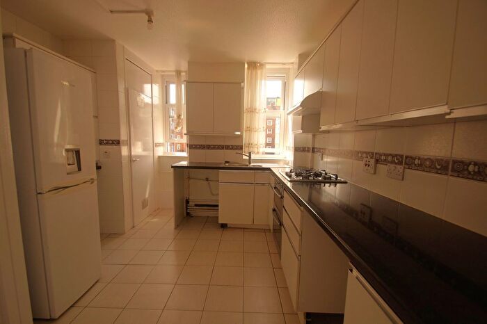 2 Bedroom Flat To Rent In Nisbet House, Homerton High Street, London, E9