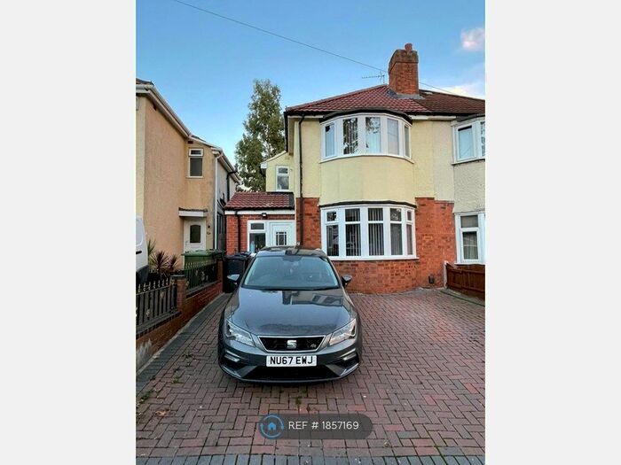 3 Bedroom Semi-Detached House To Rent In Welford Avenue, Birmingham, B26