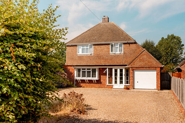 3 Bedroom Detached House For Sale In Corton Road, Lowestoft, Suffolk, NR32