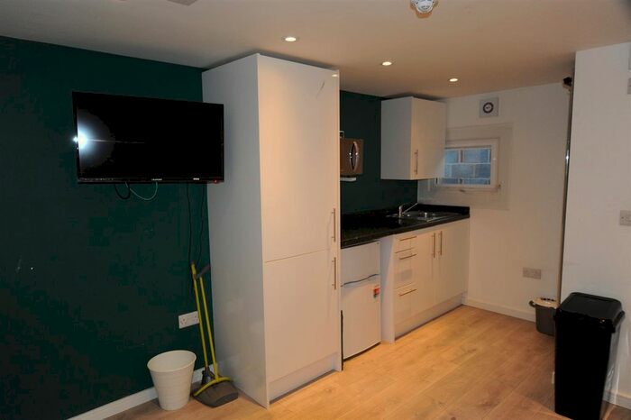 1 Bedroom Flat To Rent In Albert Terrace, Middlesbrough, North Yorkshire, TS1