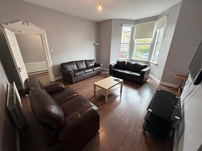 6 Bedroom Terraced House To Rent In Rothbury Terrace, Newcastle Upon Tyne, NE6