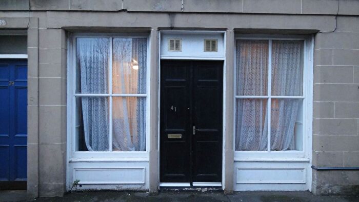 1 Bedroom Flat To Rent In Brunswick Road, Leith, Edinburgh, EH7