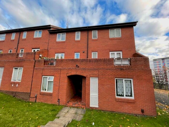 1 Bedroom Apartment To Rent In Well Close Rise, Leeds, LS7