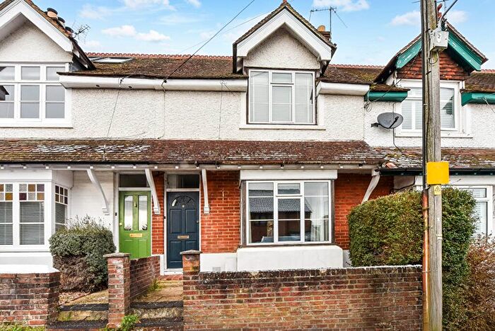 2 Bedroom Terraced House For Sale In Bannerman Road, Petersfield, Hampshire, GU32