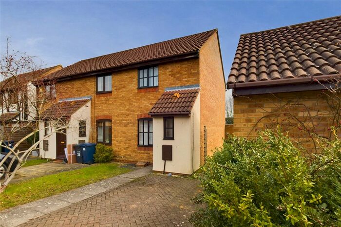 2 Bedroom Detached House To Rent In Dart Close, St. Ives, Cambridgeshire, PE27