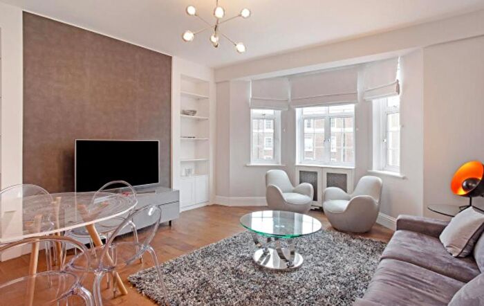 2 Bedroom Apartment To Rent In St. Johns Wood Park, St John's Wood, London, NW8