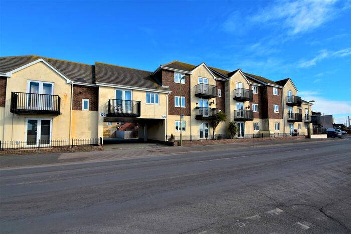 2 Bedroom Flat To Rent In Southwood Road, Hayling Island, PO11