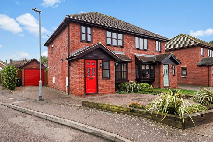 3 Bedroom Semi Detached House For Sale In Oysters Reach, Brightlingsea, Colchester, CO7