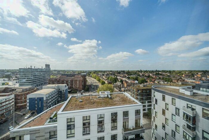 1 Bedroom Apartment For Sale In Alfred Street, Reading, RG1