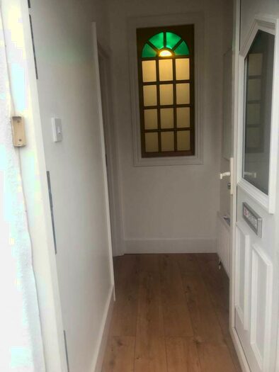 Studio To Rent In Sheldon Road, London, N18